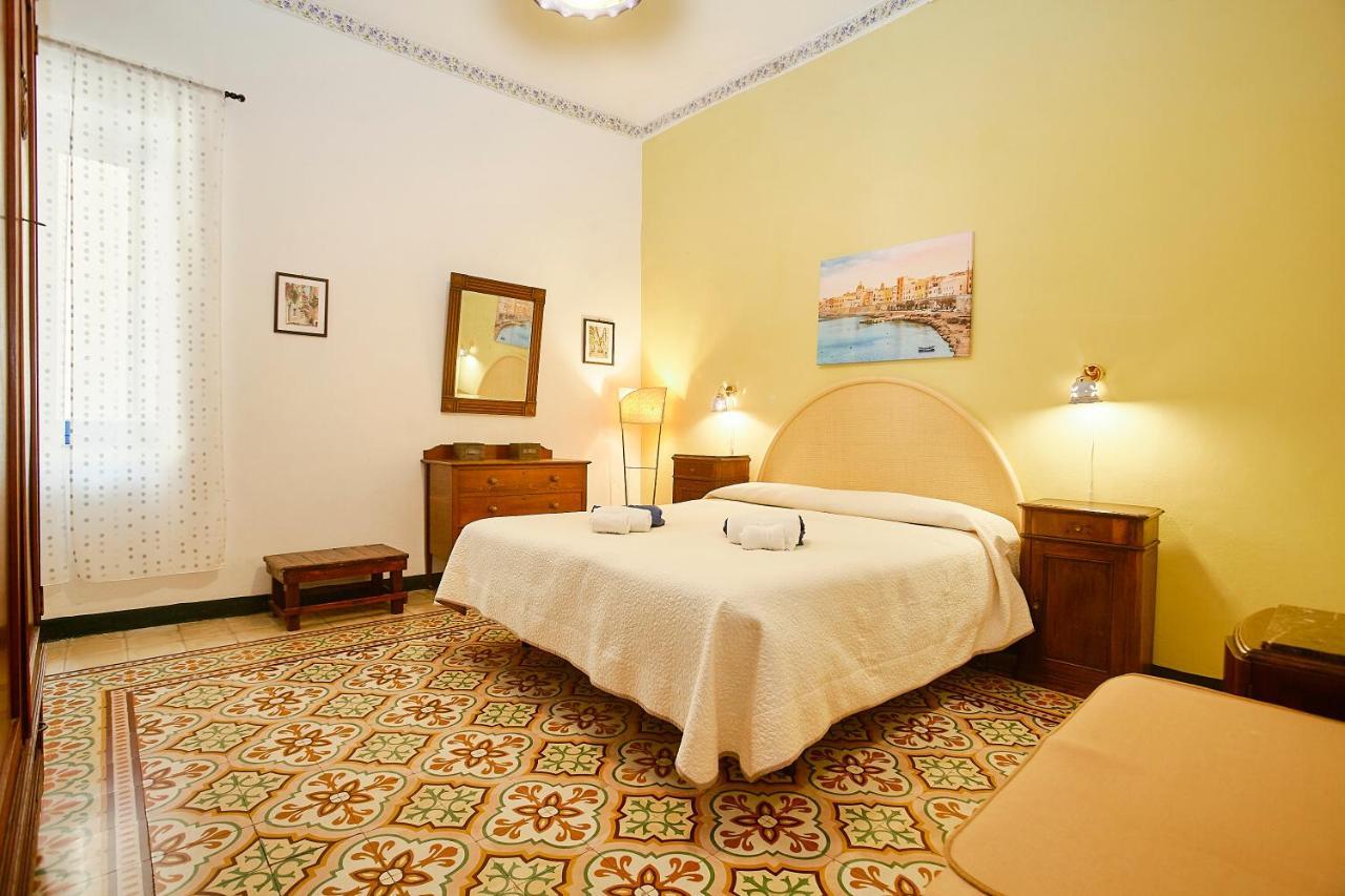 Be Mediterraneo, In Centro Sul Mare - In The Center Beach Front - 80 Mq Трапані Екстер'єр фото