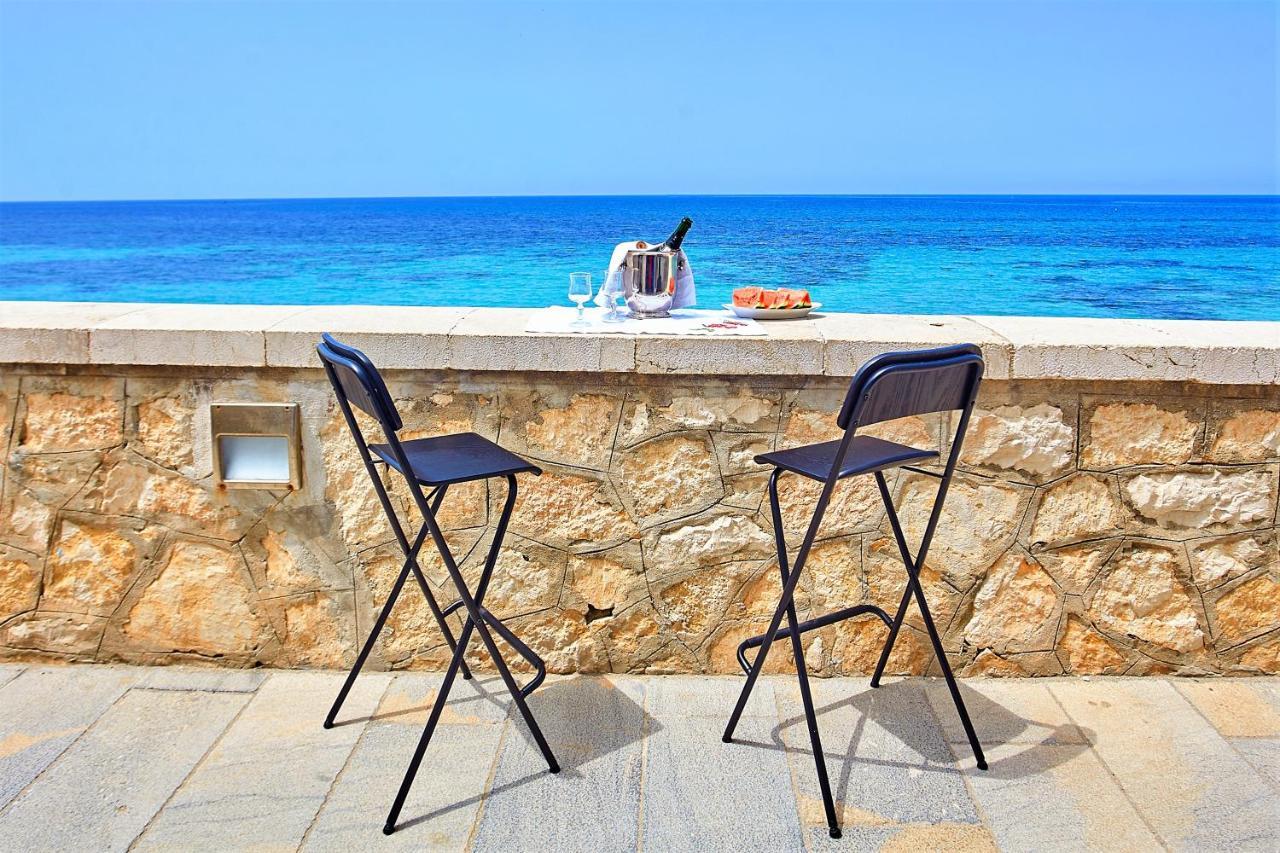Be Mediterraneo, In Centro Sul Mare - In The Center Beach Front - 80 Mq Трапані Екстер'єр фото